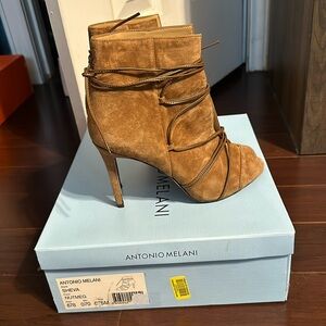 Antonio Melanie heels